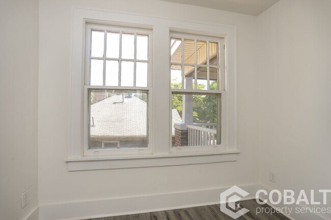 Building Photo - 678 Moreland Ave NE