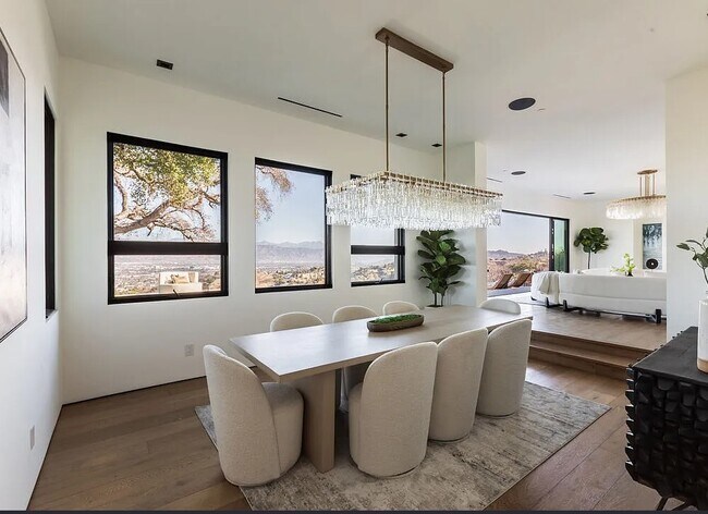 Building Photo - 13331 Mulholland Dr