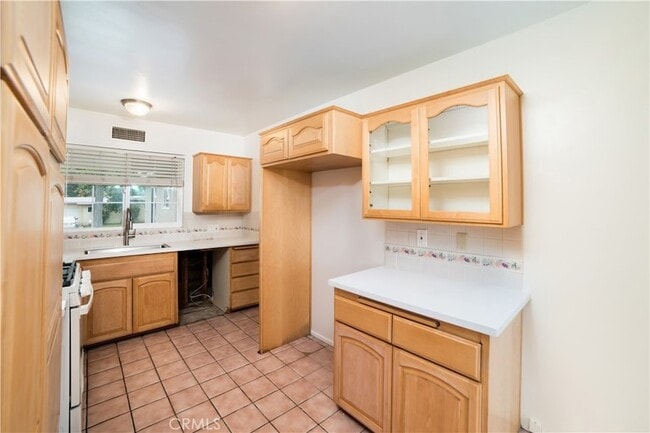 Building Photo - 2958 Gramercy St