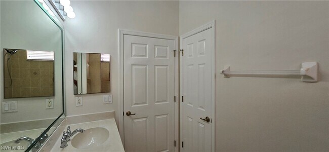 Building Photo - 7856 Founders Cir