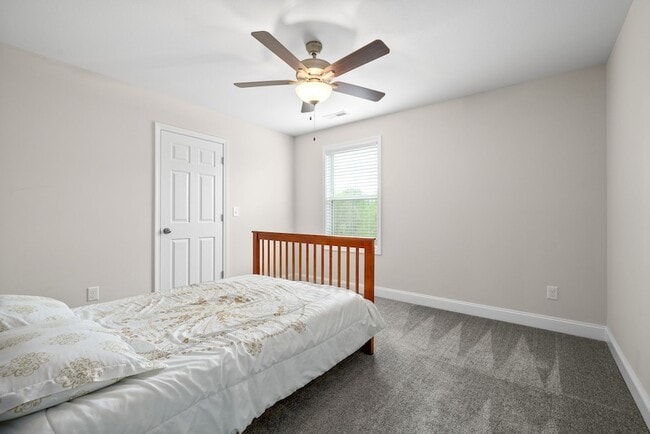 Building Photo - 1046 Winesap Rd
