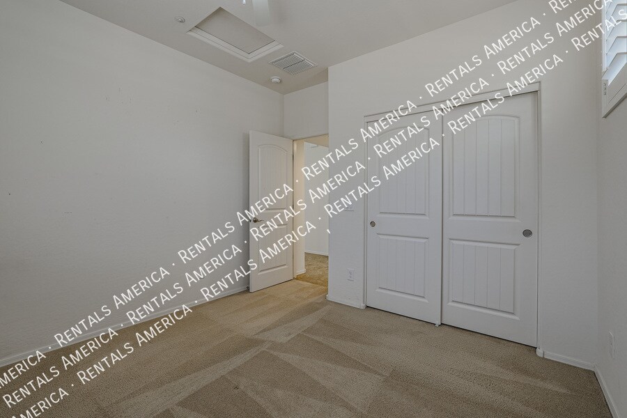 Building Photo - 3457 E Mia Ln