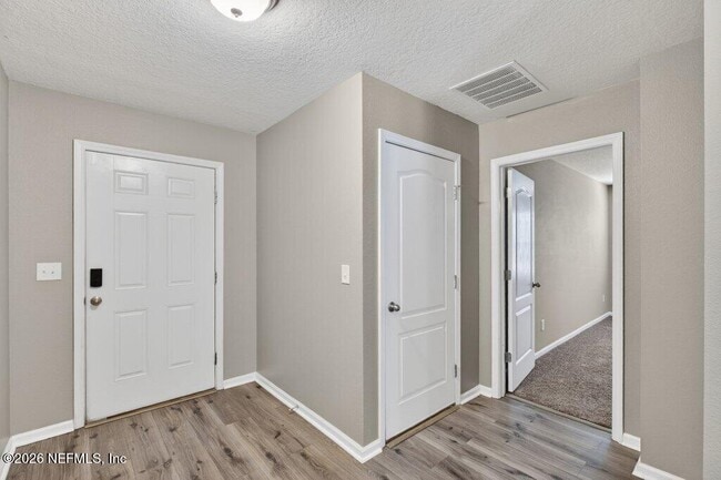 Building Photo - 9099 Tahoe Ln