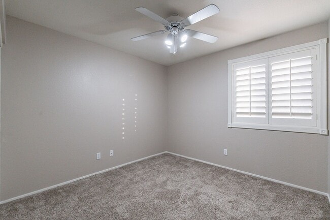 Building Photo - Stunning Tempe Home with Private Pool