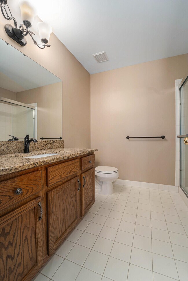 Building Photo - 22209 Chesapeake Cir