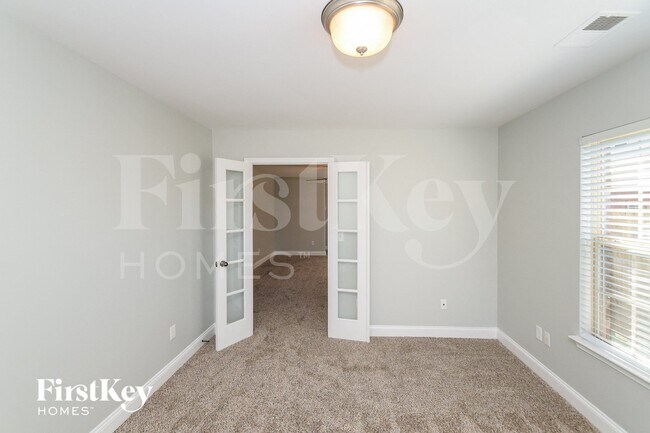 Building Photo - 125 Hidden Trace Ct