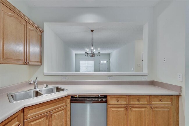 Building Photo - 1045 Mosscroft Ct