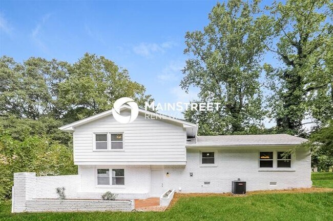 Building Photo - 3 Bedroom Pet-Friendly Home in STONE MOUNT...