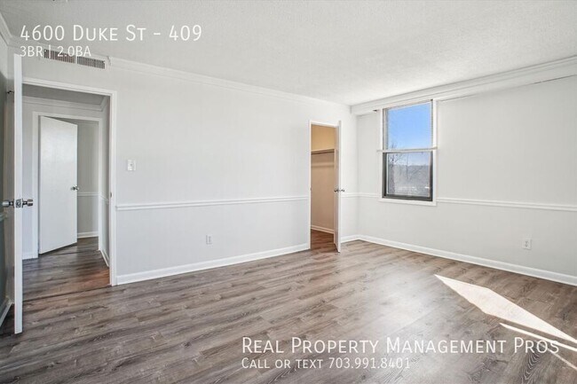 Building Photo - 4600 Duke St