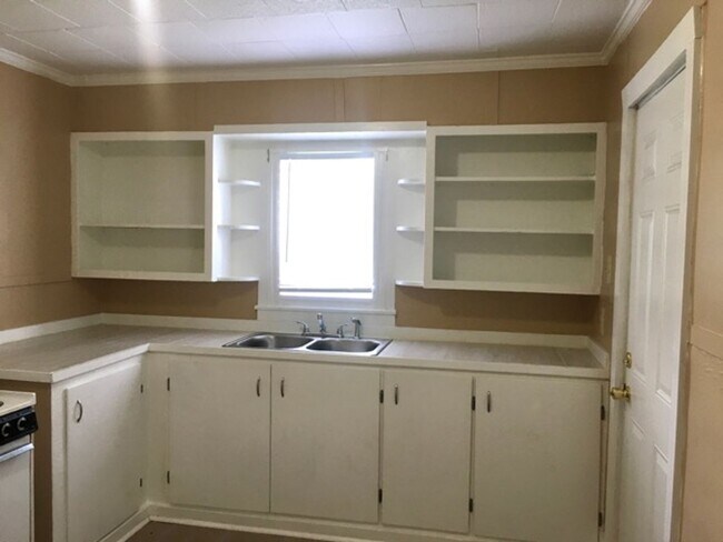 Building Photo - 00099