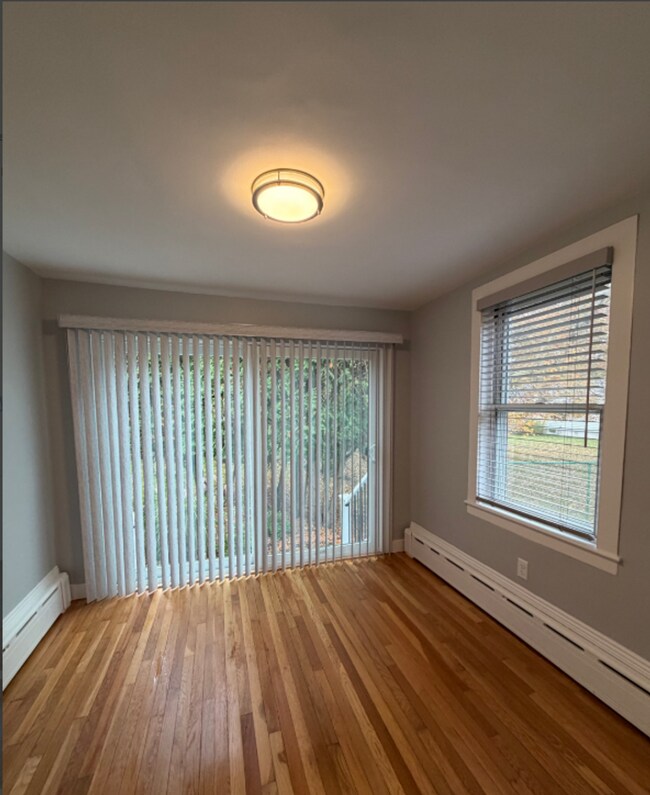 Building Photo - 148 Russells Mills Rd