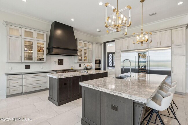 Building Photo - 463 Royal Tern Rd S