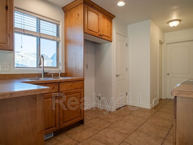 Building Photo - 13341 Copper Park Dr