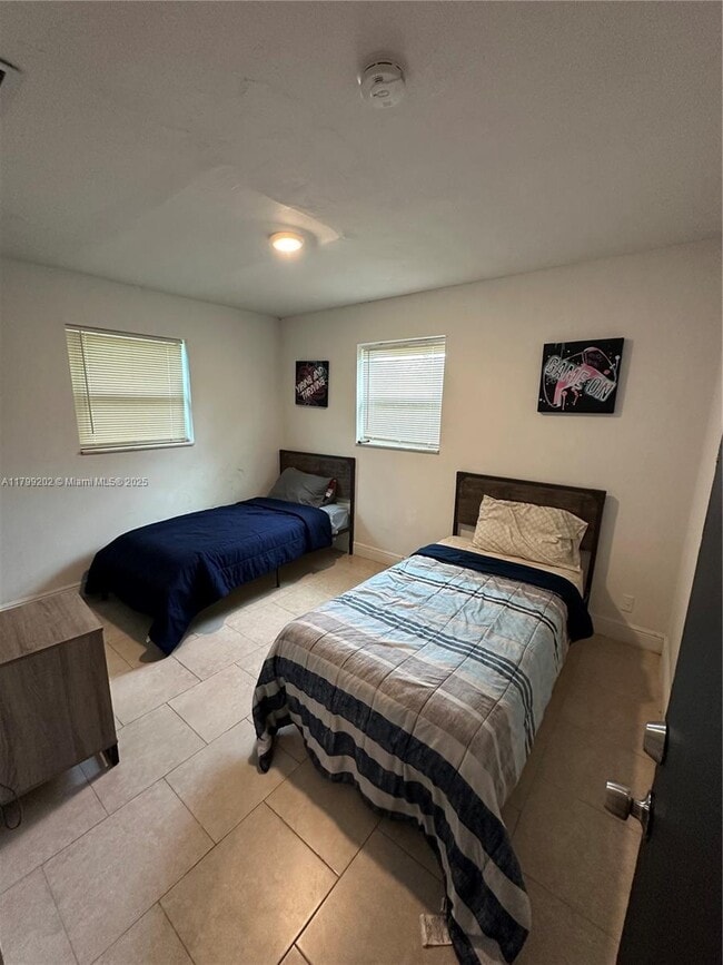 Building Photo - 20600 SW 118th Pl