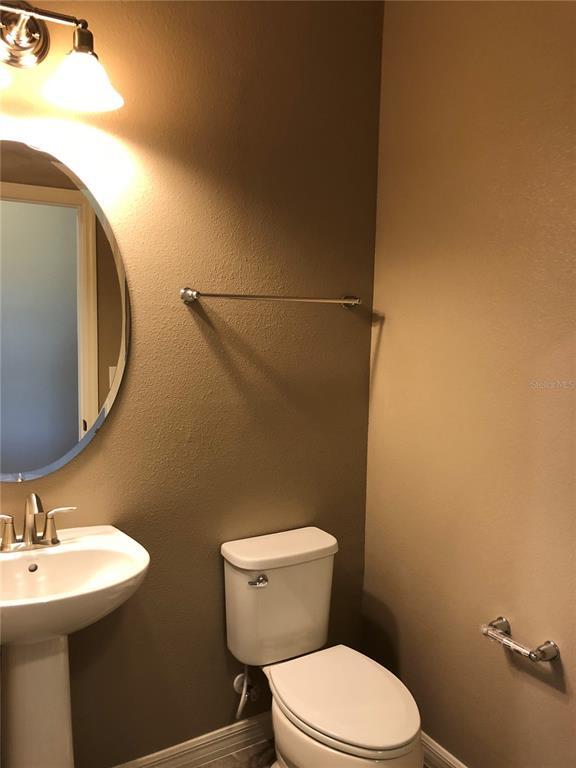Building Photo - 8919 Reserve Manor Dr