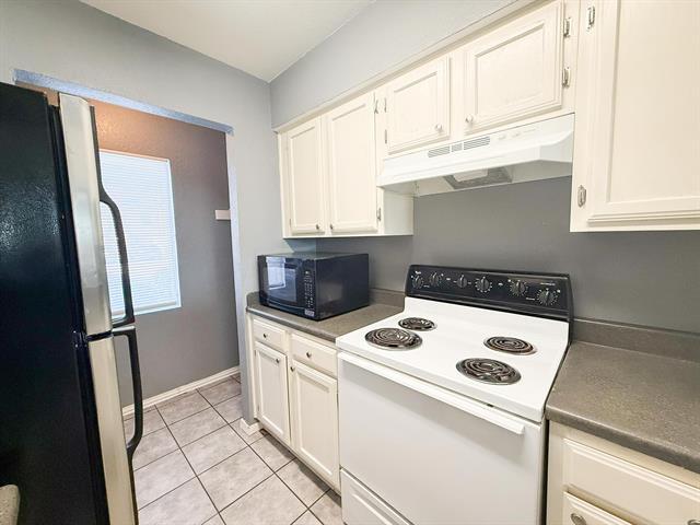 Building Photo - 9510 Olde Towne Row