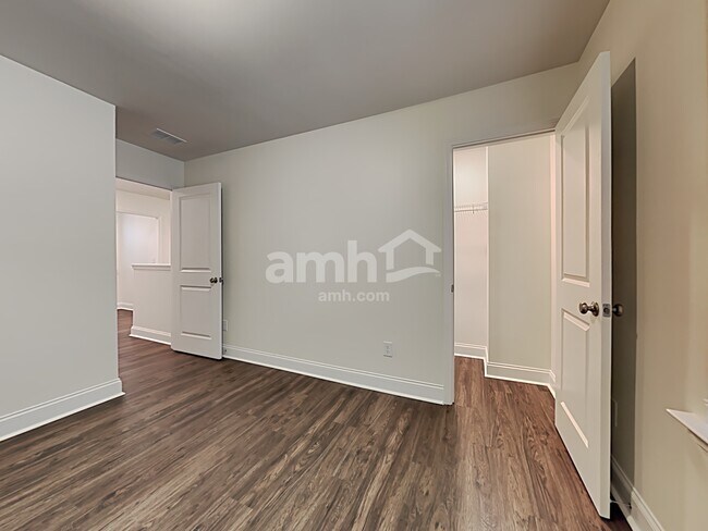 Building Photo - 311 Azore Way