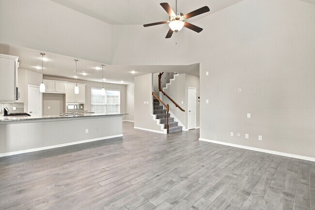 Building Photo - 16875 Olympic National Dr