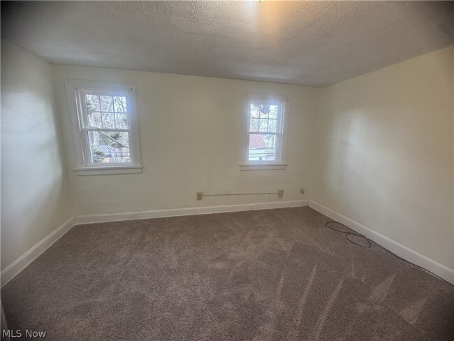 Building Photo - 4058 Ardmore Rd