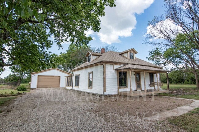 Building Photo - Remodeled 3-Bed Country Home