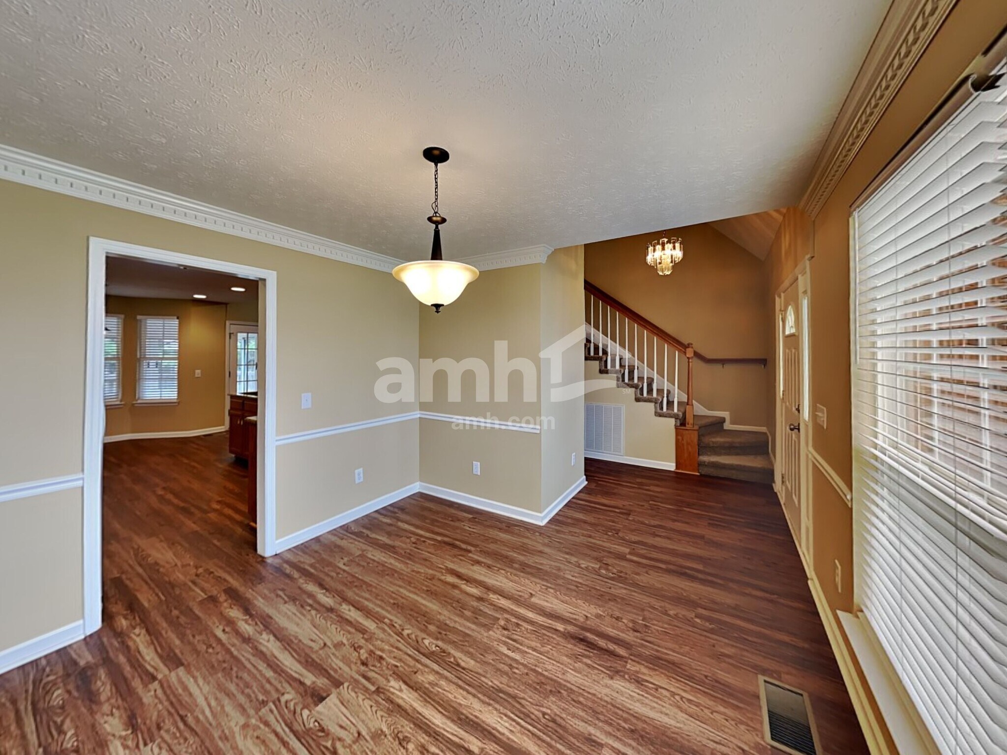 Building Photo - 1617 E Blairmont Dr