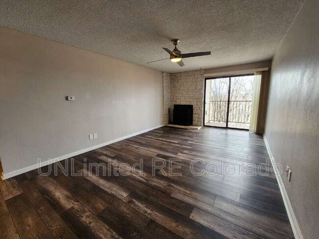 Building Photo - 431 S Kalispell Way