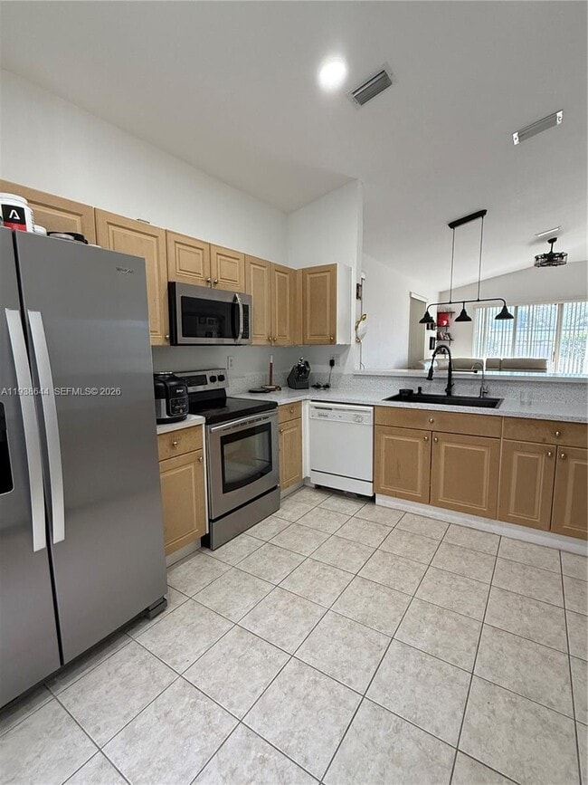 Building Photo - 7420 S Aragon Blvd