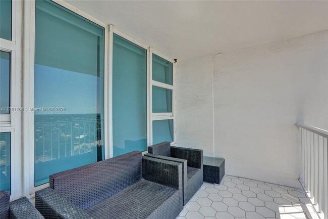 Building Photo - 1620 S Ocean Blvd