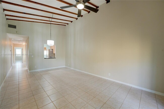 Building Photo - 2401 SW 58th Manor