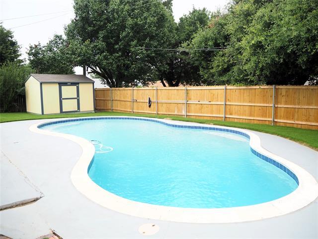 Building Photo - 2317 Shady Grove Dr