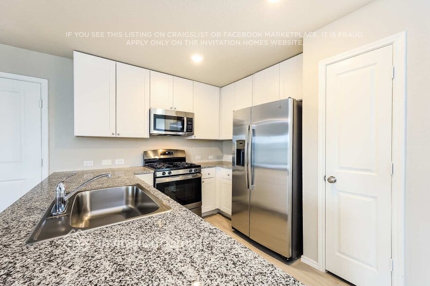 Building Photo - 7312 Plata Cir