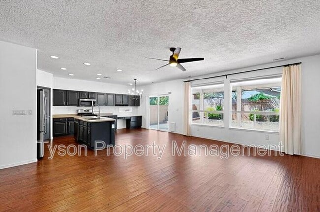 Building Photo - 10527 Brookville St NW