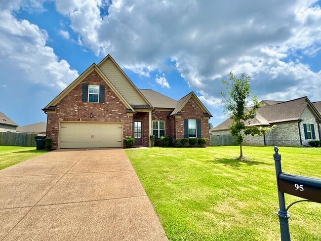 Building Photo - Now Leasing A 4 Bedroom 3 Bath Home In Oak...