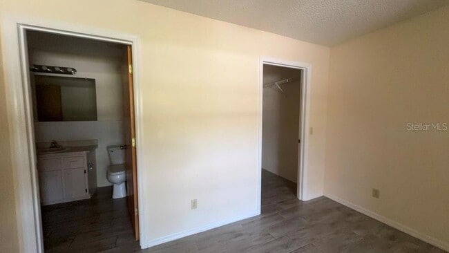 Building Photo - 5345 S Pleasant Grove Rd