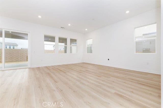 Building Photo - 24510 Via Ln