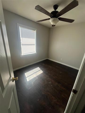 Building Photo - 5232 Encino Rd