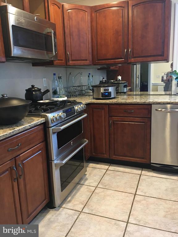 Building Photo - 124 Taylors Mills Rd