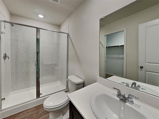 Building Photo - 422 Tall Cedar Wy
