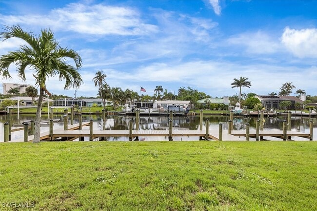 Building Photo - 1041 N Waterway Dr