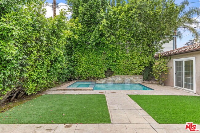 Building Photo - 5027 Ledge Ave