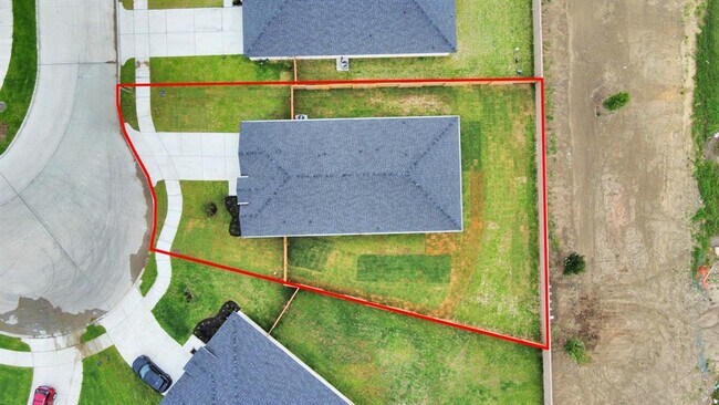Building Photo - 1306 Palm Tree Ln