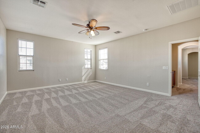Building Photo - 13718 N 150th Dr