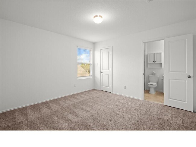 Building Photo - 328 Majestic Cedar Ct
