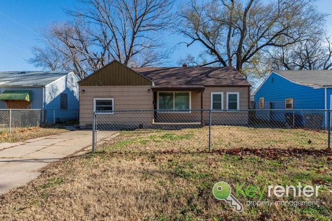 Building Photo - Beautifully Updated 3-Bedroom Home in Central Wichita!