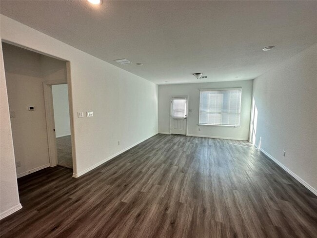 Building Photo - 16496 Moss Ln