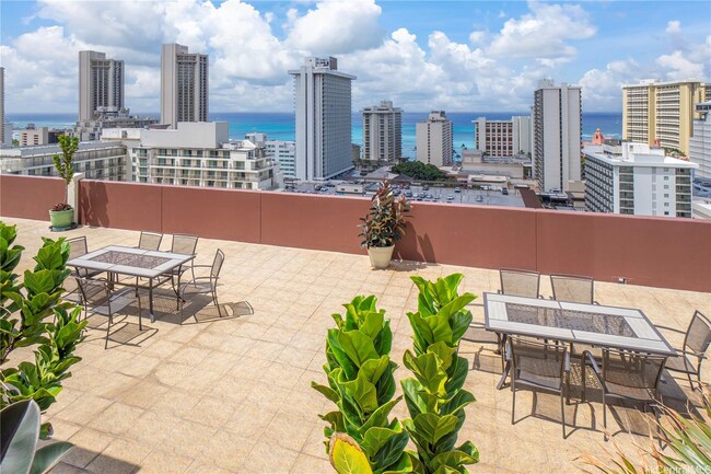 Building Photo - 444 Nhua St