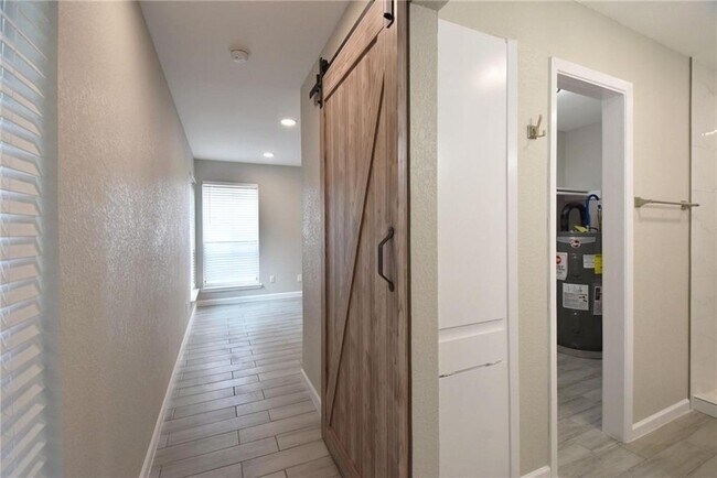 Building Photo - 8600 Fathom Cir