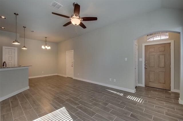 Building Photo - 1011 Skyview Ct