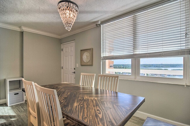 Building Photo - 17900 Gulf Blvd