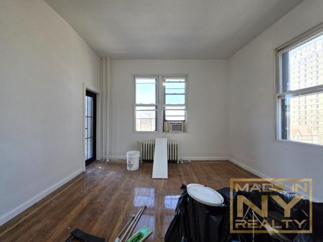 Building Photo - 1 bedroom in KEW GARDENS NY 11415